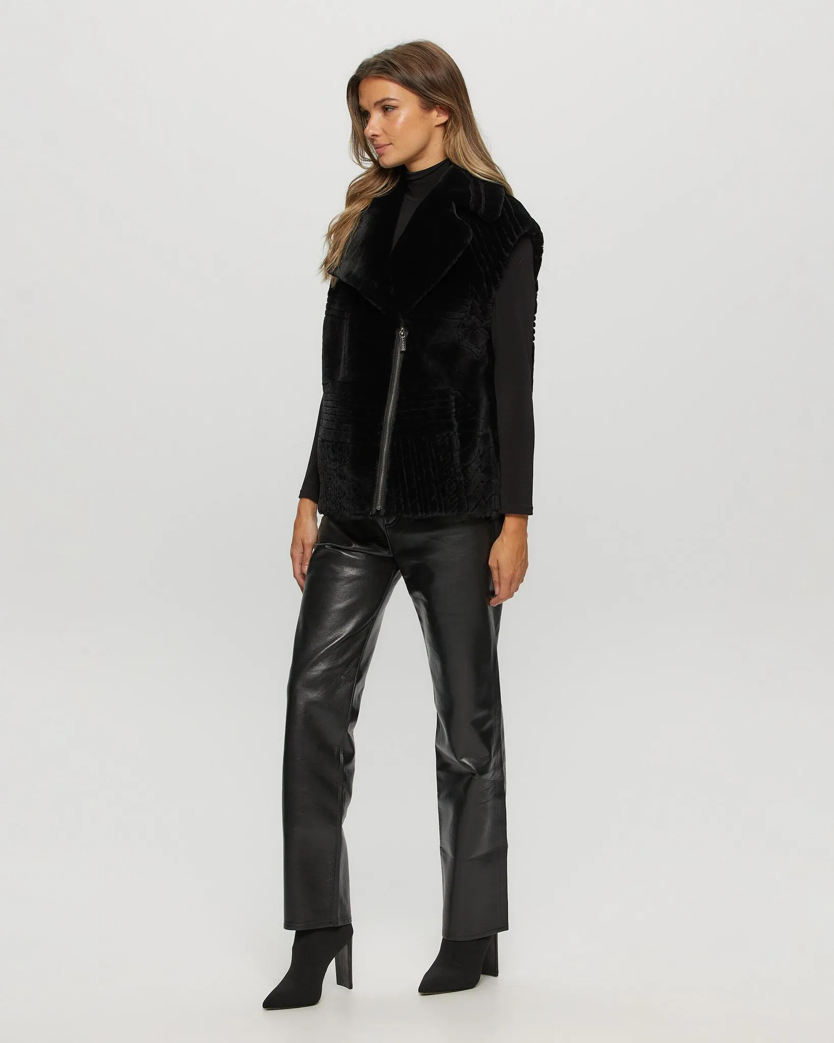 Select Shearling Lamb Zip Vest with Grooved Pattern