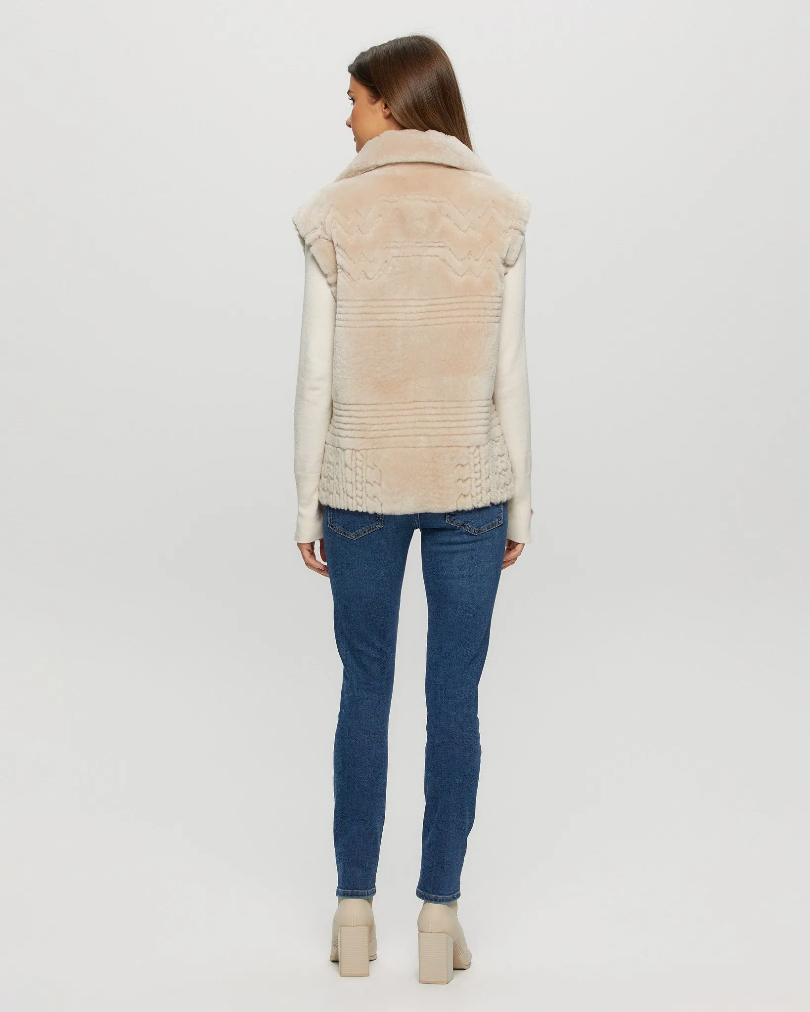 Select Shearling Lamb Zip Vest with Grooved Pattern