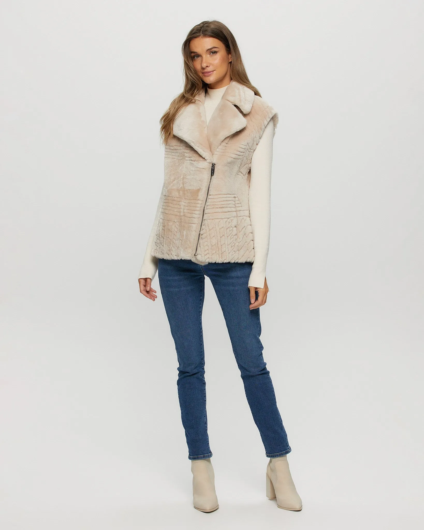 Select Shearling Lamb Zip Vest with Grooved Pattern