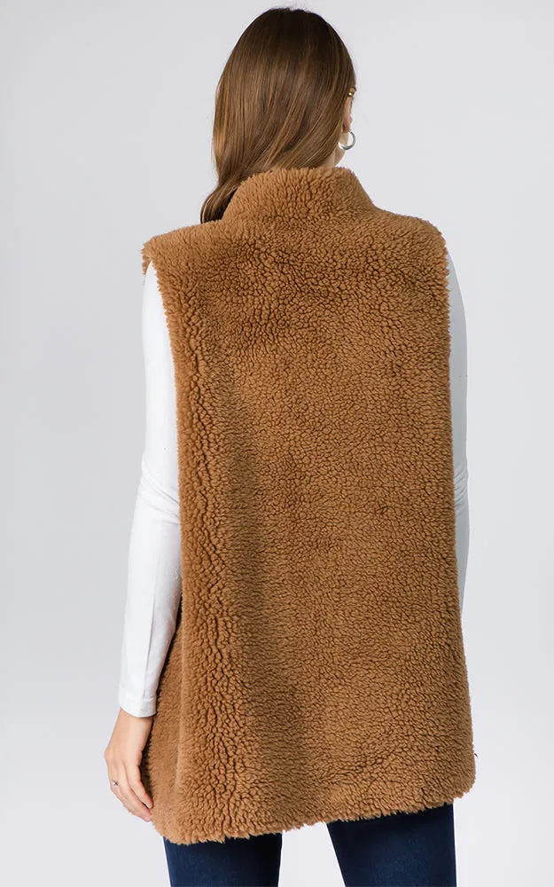 VA90B9 Faux Shearling Reversible Vest with Pockets