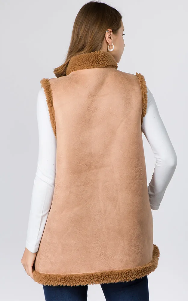 VA90B9 Faux Shearling Reversible Vest with Pockets
