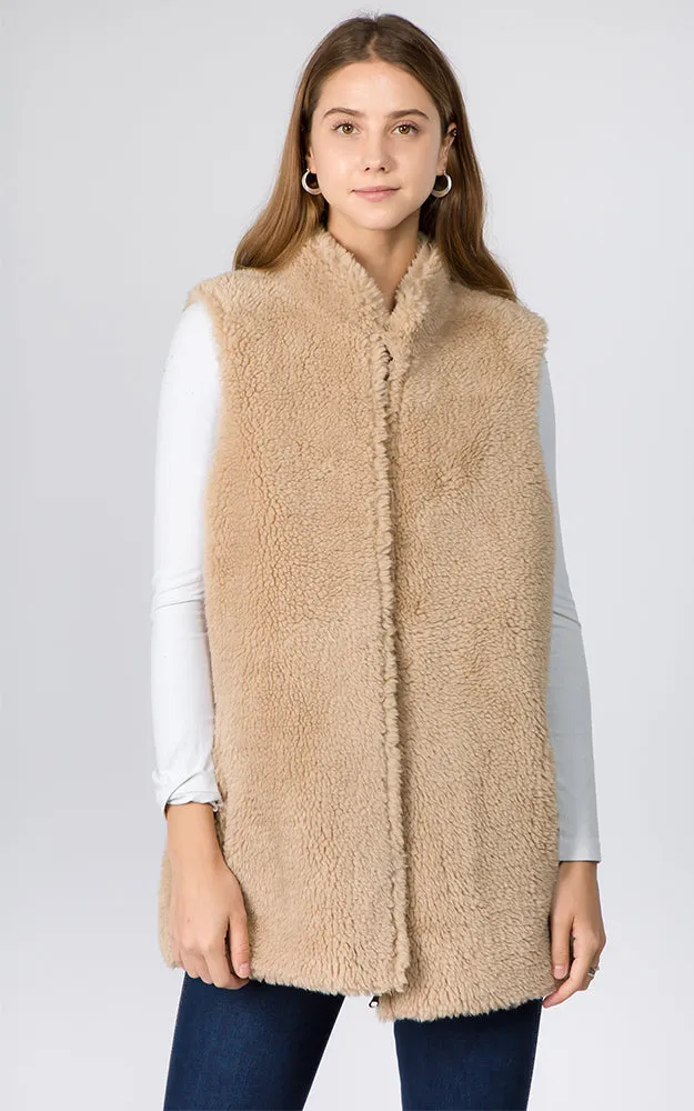 VA90B9 Faux Shearling Reversible Vest with Pockets