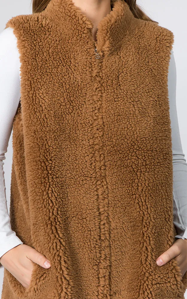 VA90B9 Faux Shearling Reversible Vest with Pockets
