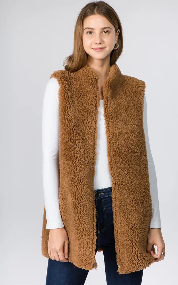 VA90B9 Faux Shearling Reversible Vest with Pockets