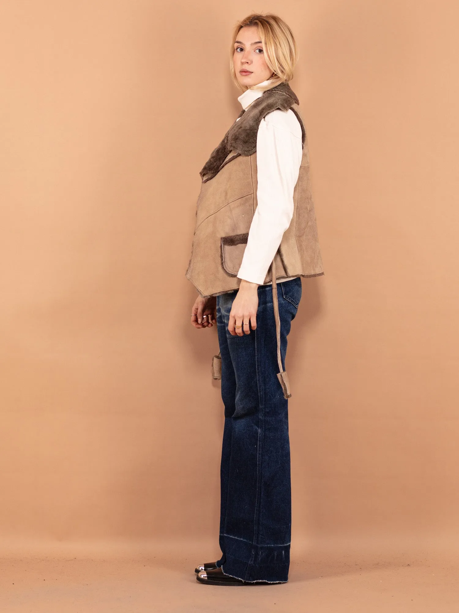 Vintage 70's Women Boho Sheepskin Vest in Beige