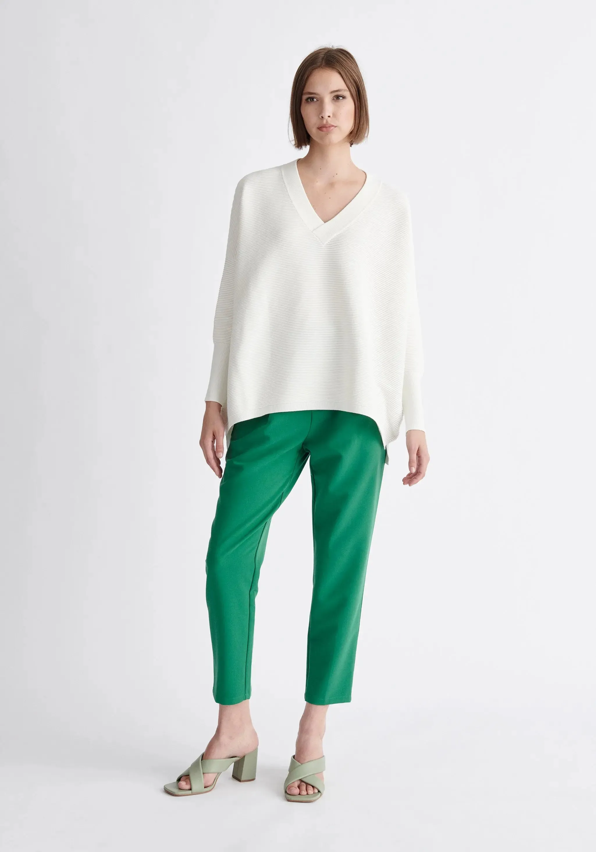 White V-Neck Ribbed Jumper